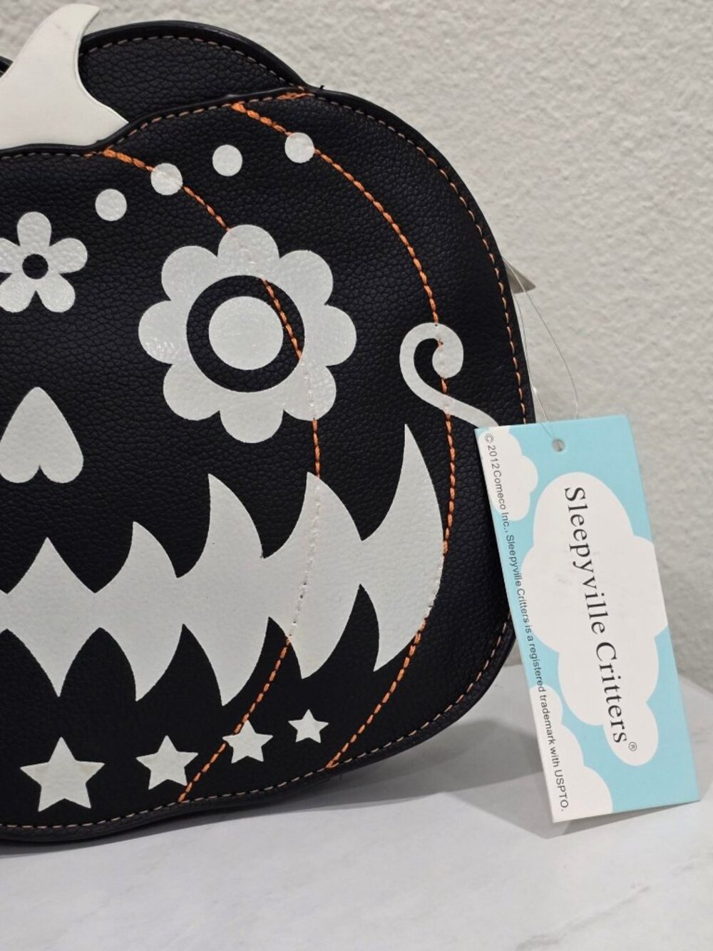 Sleepyville Critters ✦ Pumpkin Queen Crossbody Bag ✦ Vegan Leather Adjustable - Picture 6 of 11